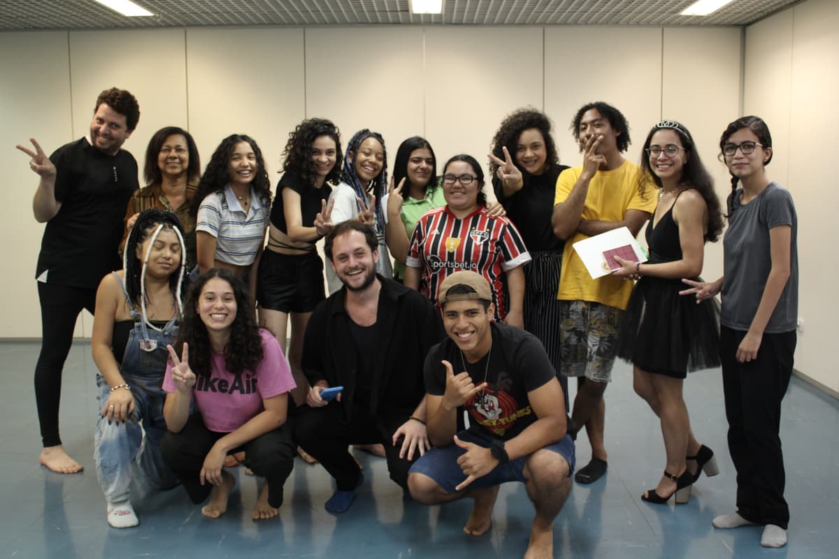 Participantes da oficina em roda de conversa